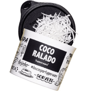 TUPPERWARE REDONDA COM BICO COCO RALADO 250ML